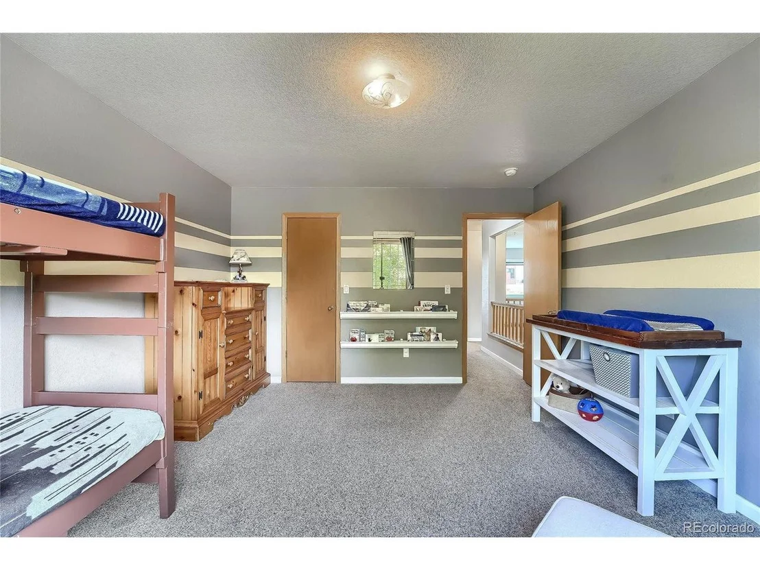 Photo of 543 Cherrywood Dr