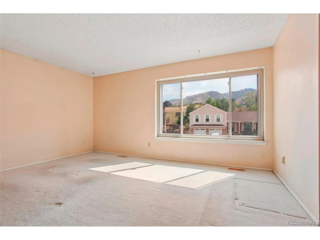 Photo of 228 Berthoud Way