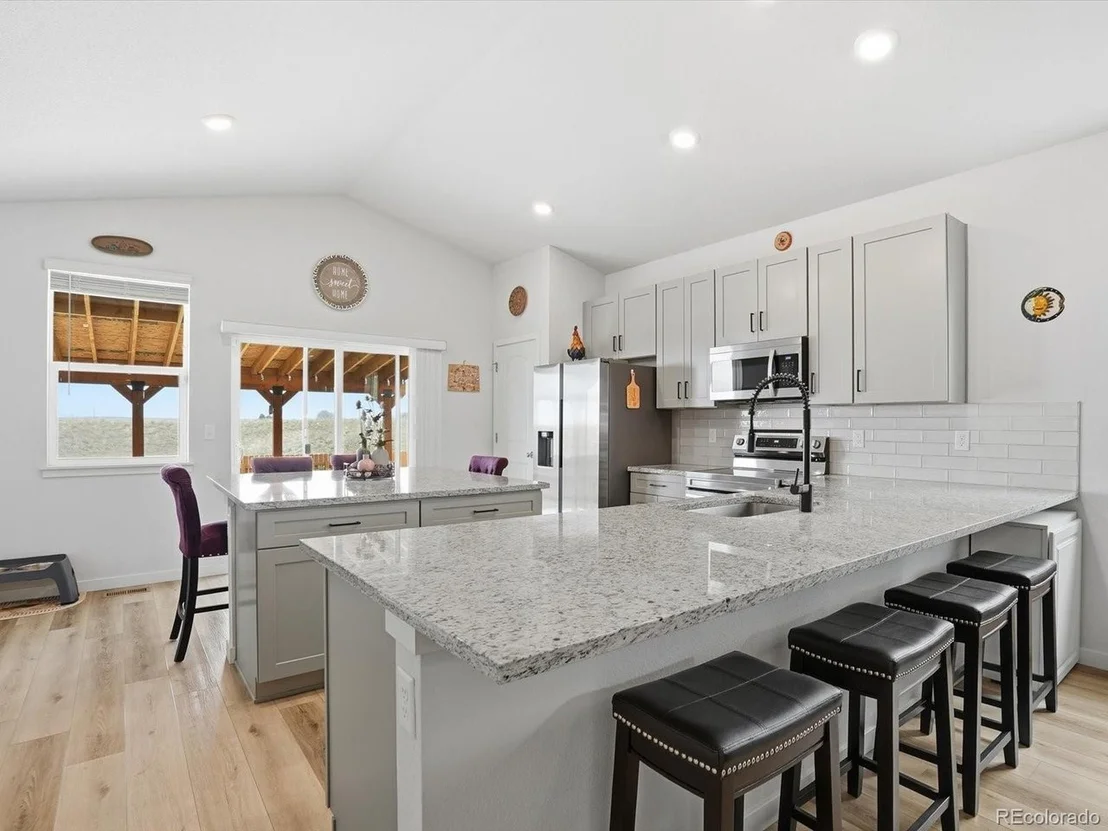 Photo of 1214 Coyote Ln