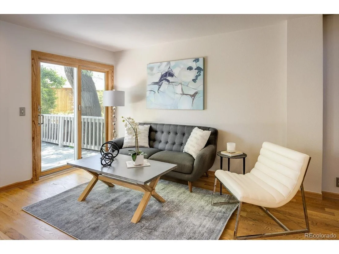 Photo of 4135 Riverside Ave