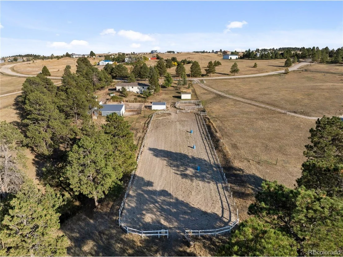 Photo of 6345 Arrowhead Trl