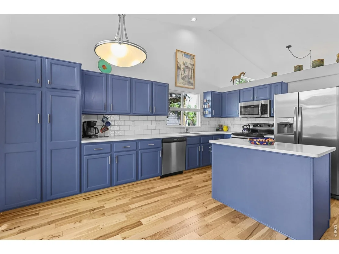 Photo of 657 Nelson Park Dr