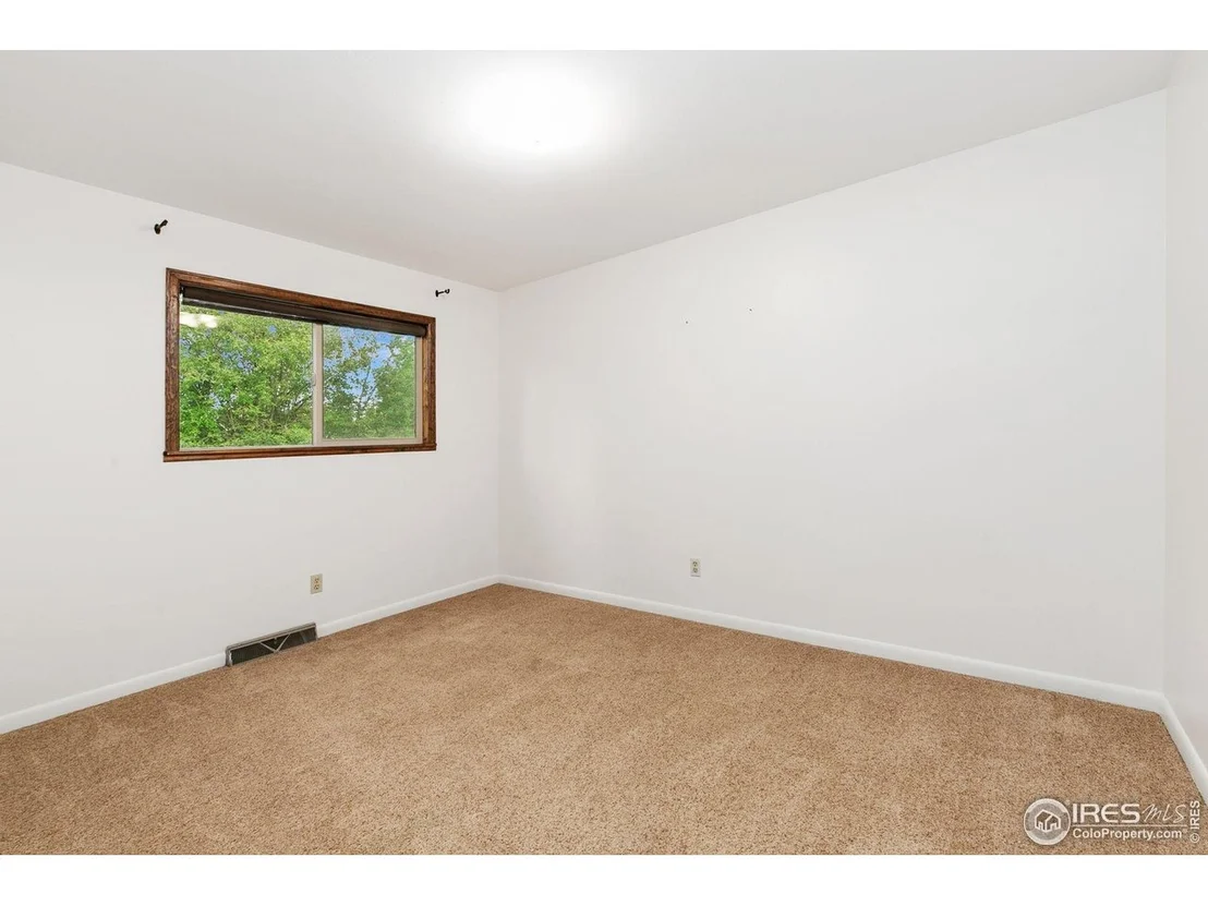 Photo of 2828 Redwing Rd
