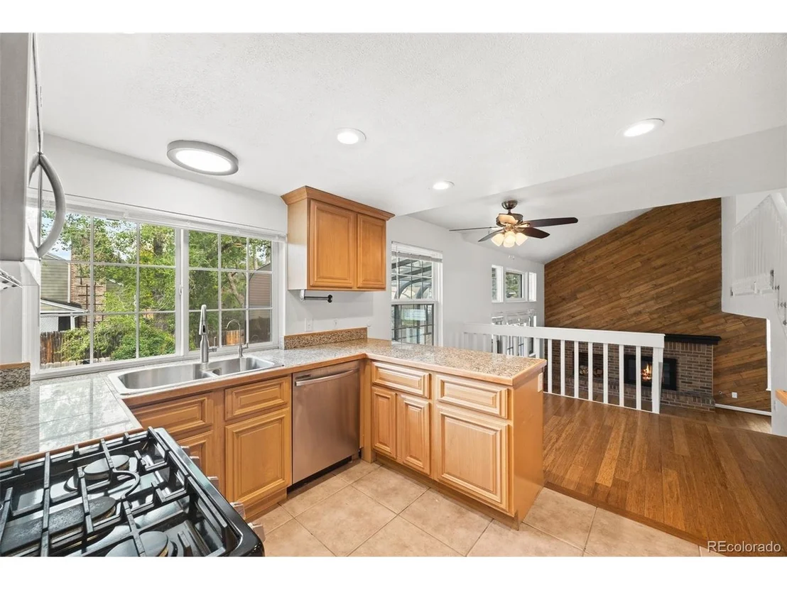 Photo of 5998 E Weaver Cir