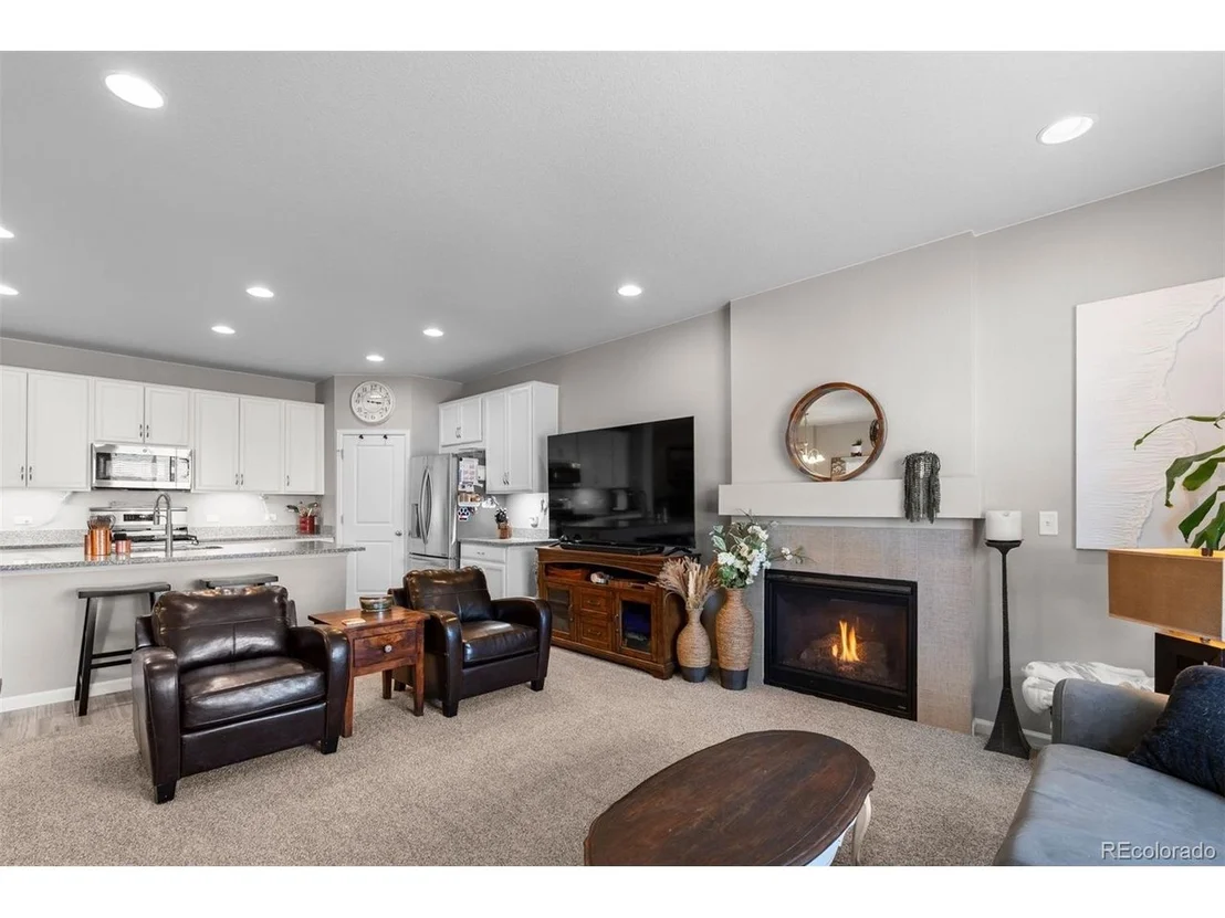 Photo of 930 Mcmurdo Cir