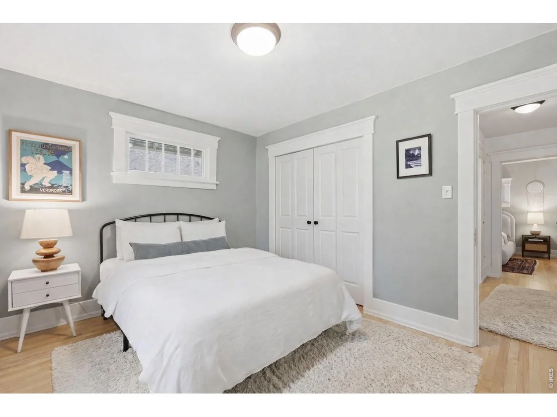 Photo of 3115 Broadway St