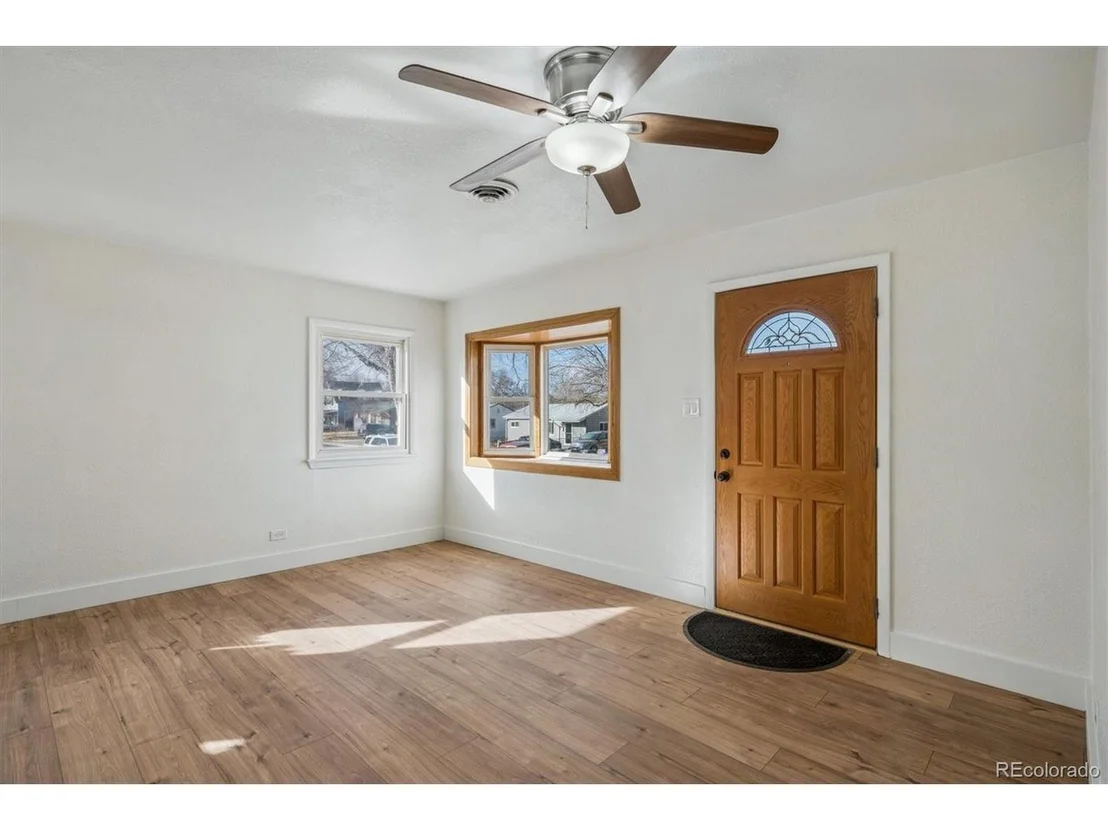 Photo of 936 Meade