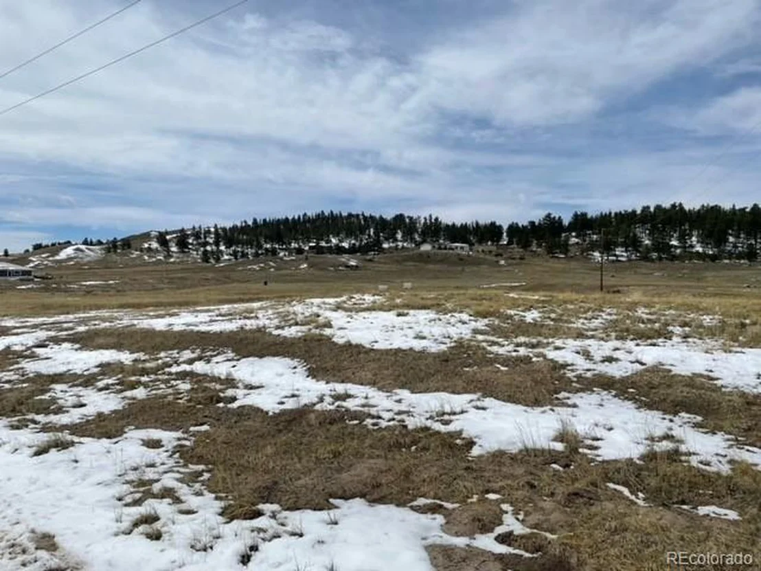 Photo of 390 Lazy Cir