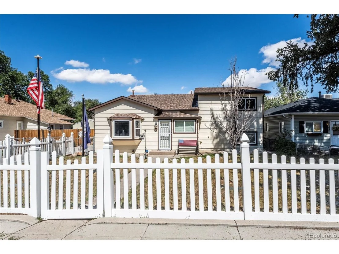 Photo of 421 Comanche St