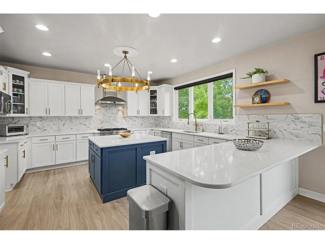 Photo of 6950 Esperanza Dr