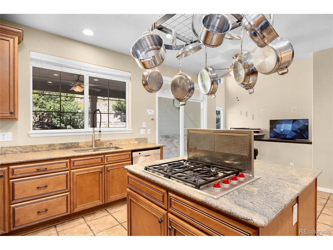 Photo of 6987 Esperanza Dr