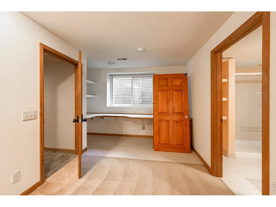 Photo of 2010 Emerald Dr