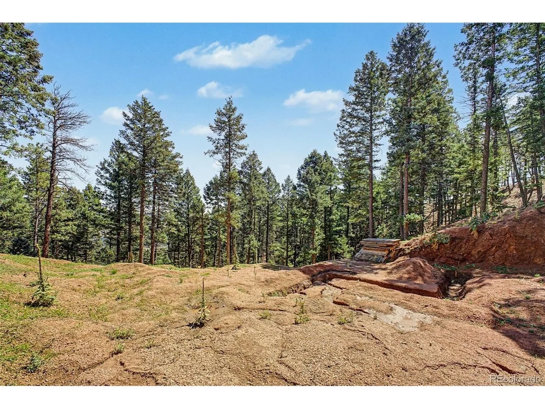 Photo of 2199 Badger Dr