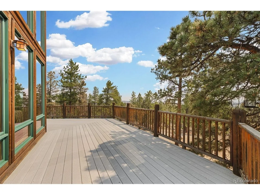 Photo of 559 Bellows Rd