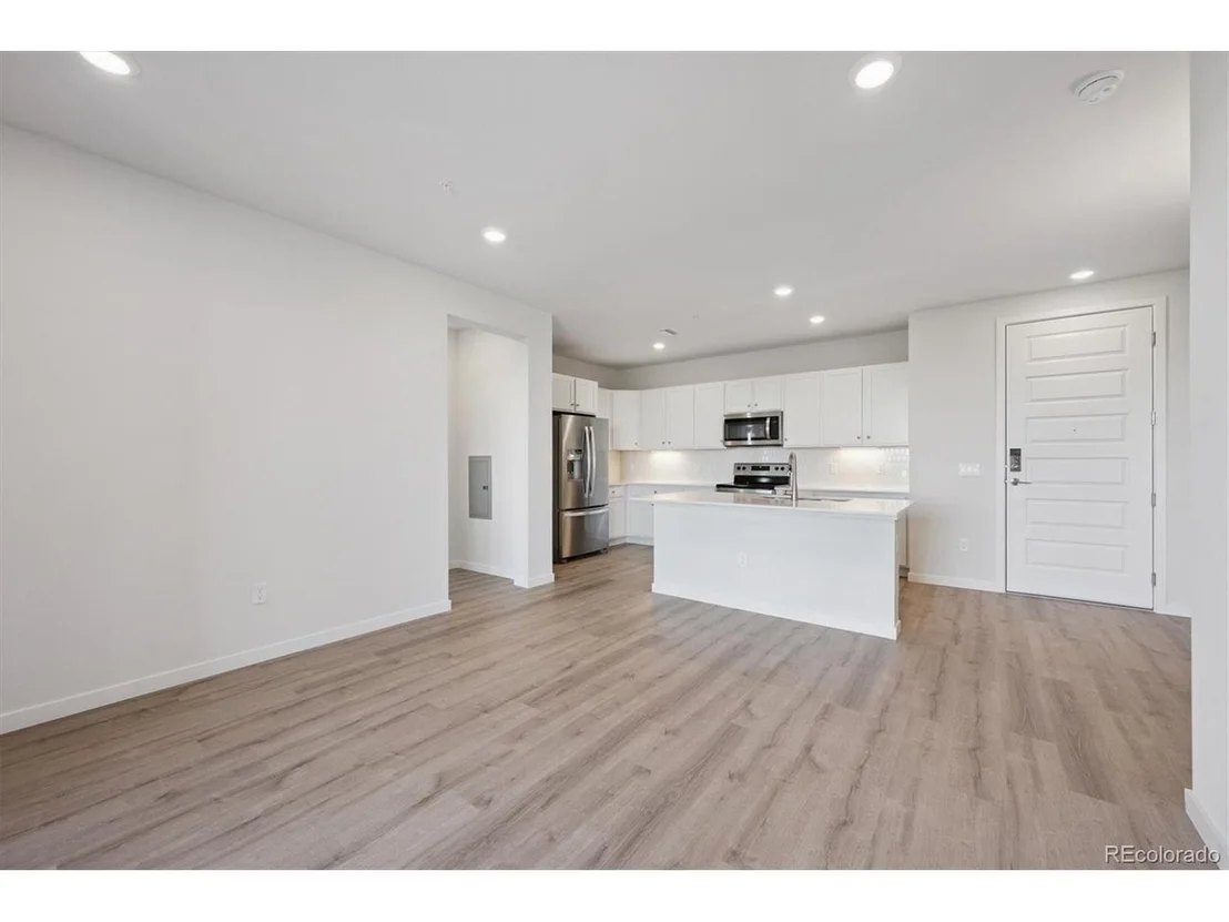 Photo of Unit 2304 at 485 Interlocken Blvd