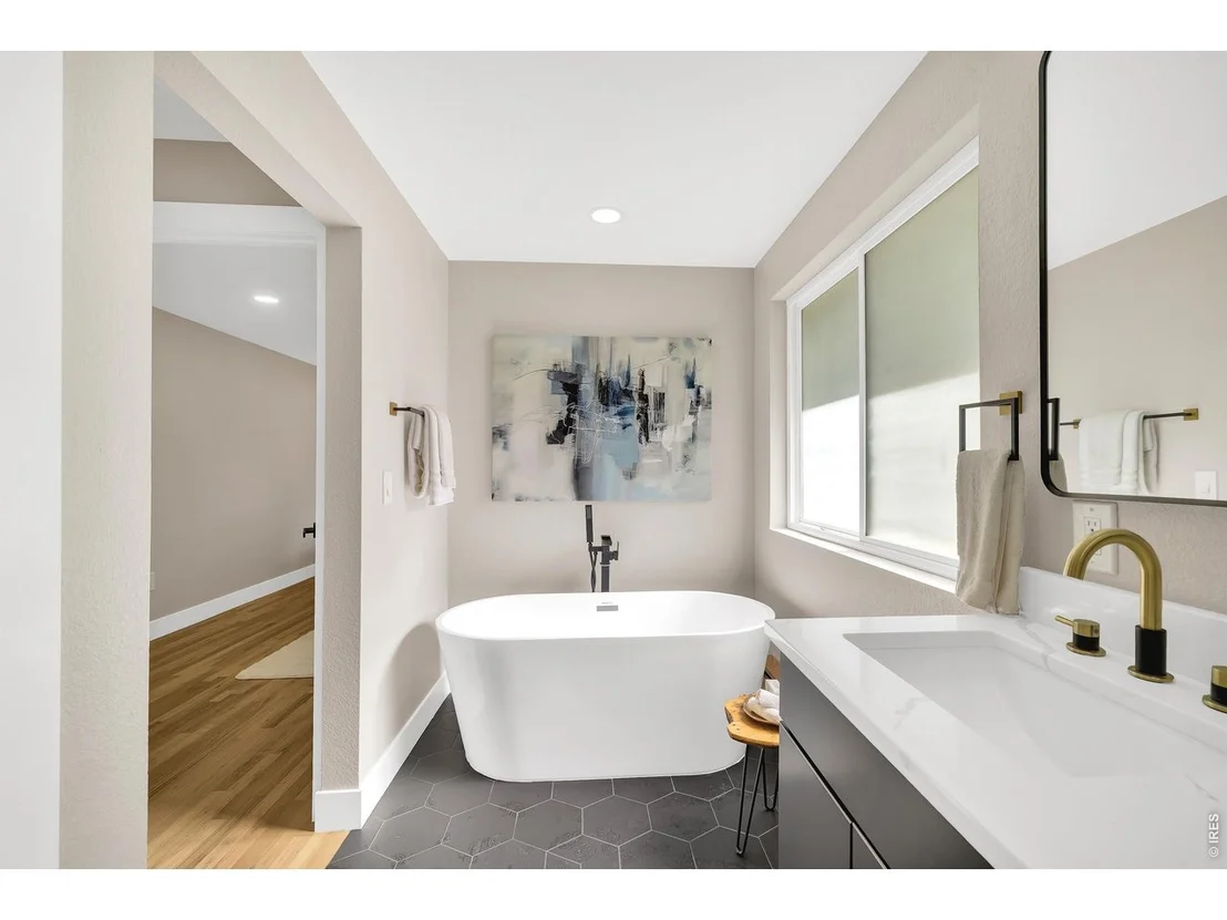 Photo of 3240 Folsom St