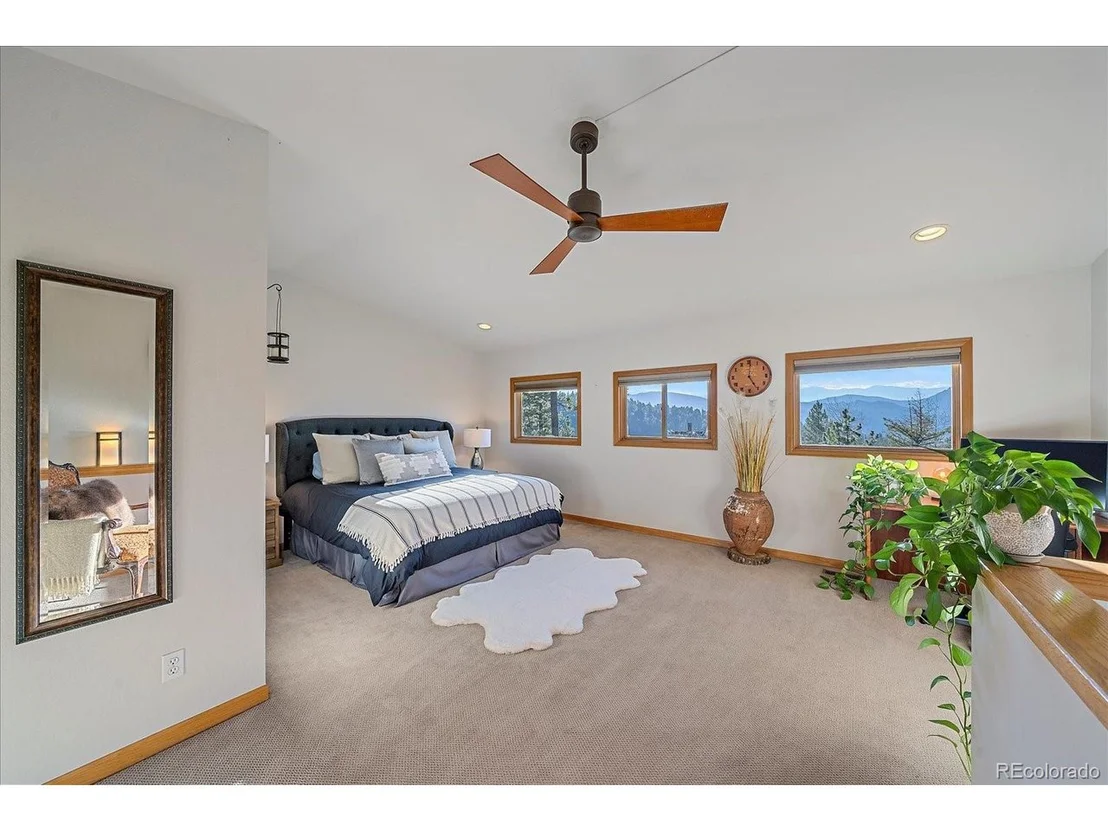 Photo of 4640 Hilltop Rd