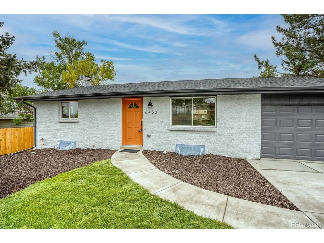 Photo of 6450 W 77th Pl