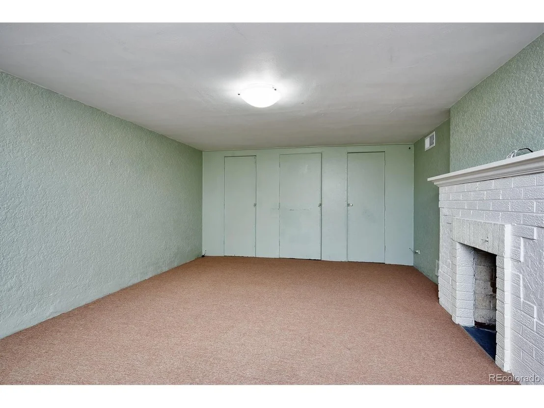 Photo of 1100 Grape St
