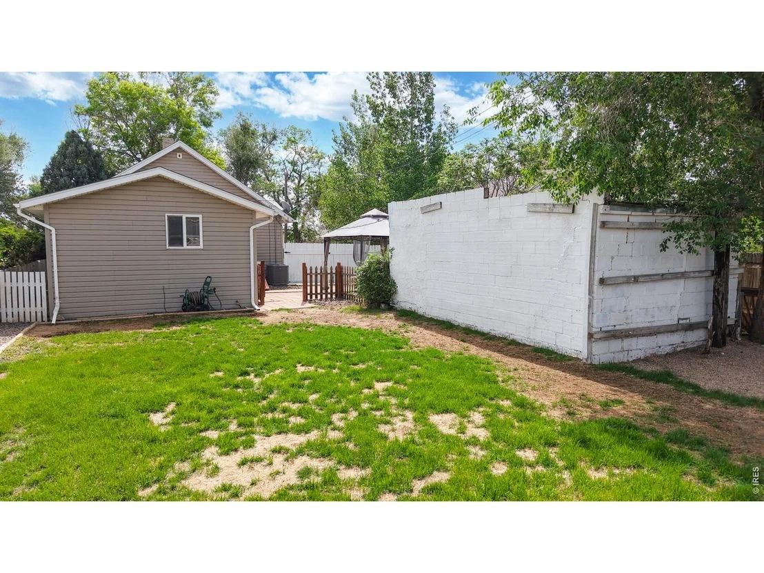 Photo of 521 1st Ave