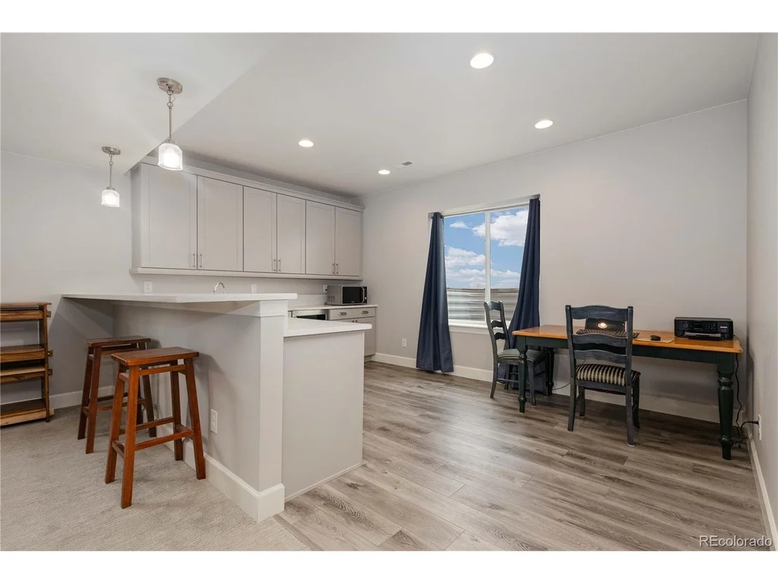 Photo of 6083 Summerfields Pkwy