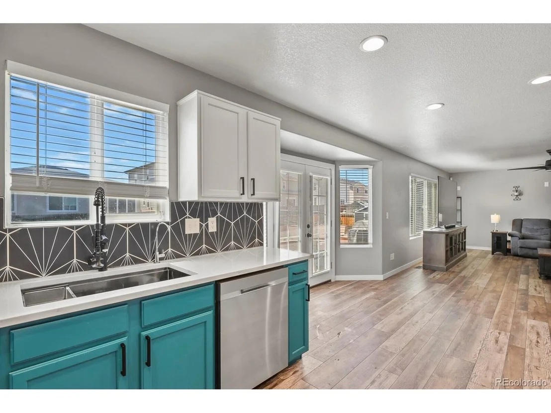 Photo of 331 Mt Elbert St