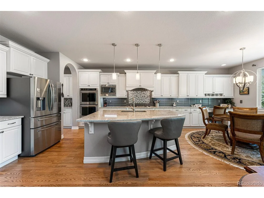 Photo of 9721 Sunset Hill Pl