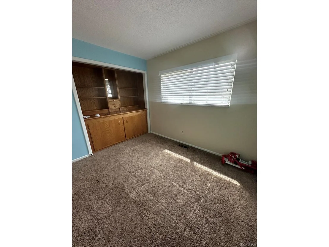 Photo of 203 Cypress Cir