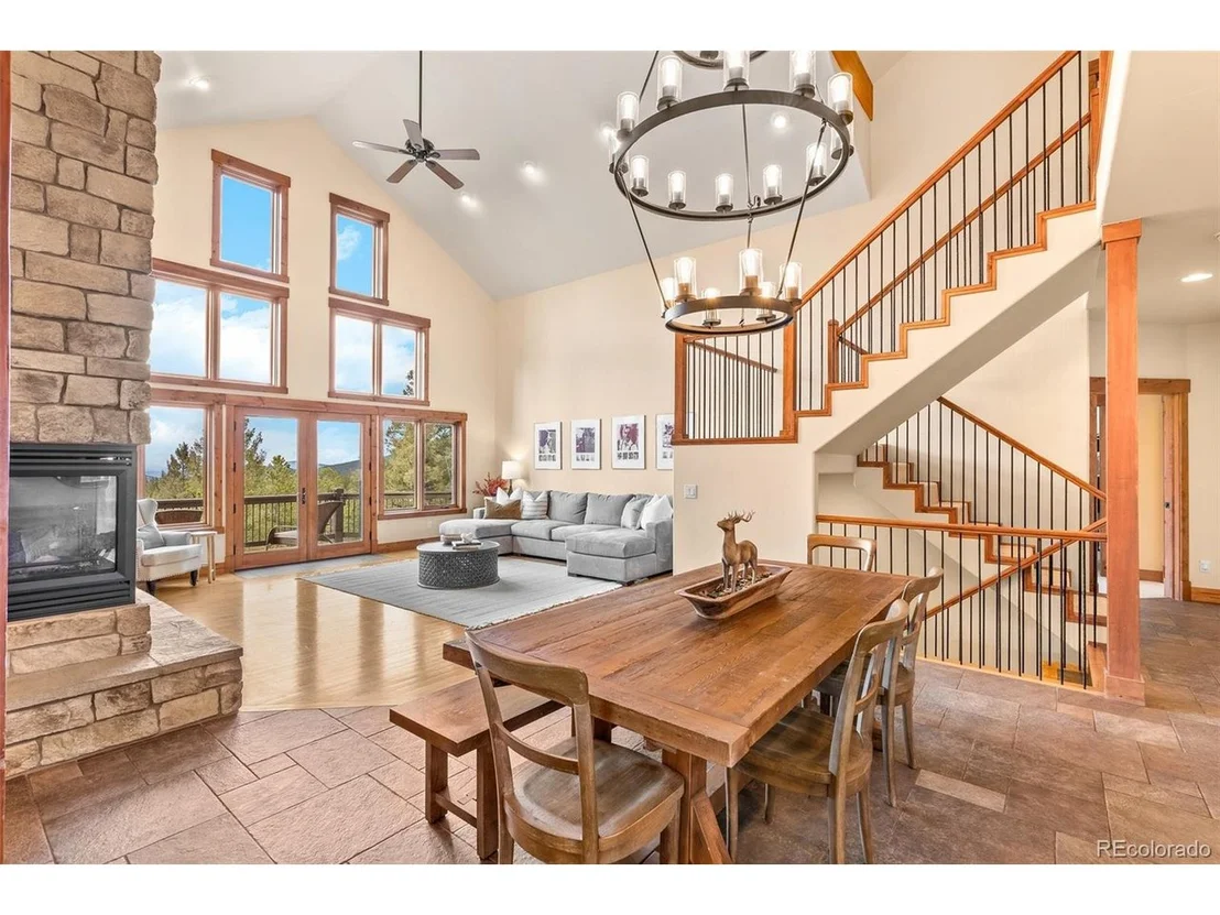 Photo of 11272 Belle Meade Dr