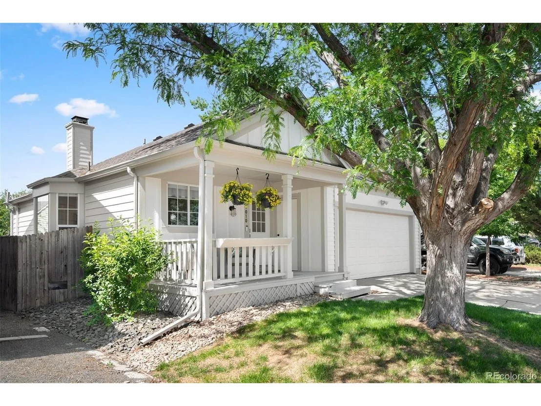 Photo of 1010 Mercury Dr