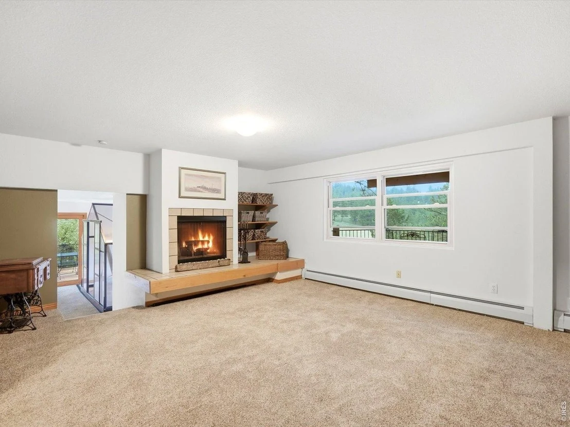 Photo of 114 Balsam Ln