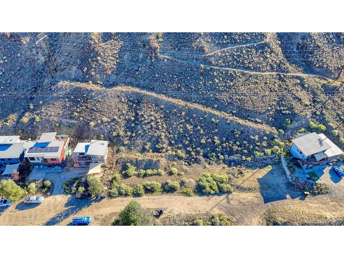 Photo of 7 Hillside Dr