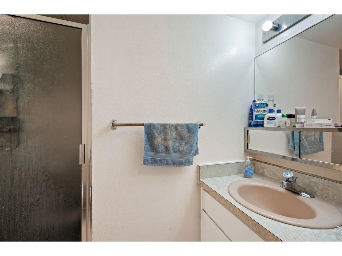 Photo of Unit 202 at 850 20th St