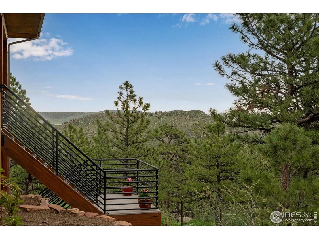 Photo of 435 Quartz Way
