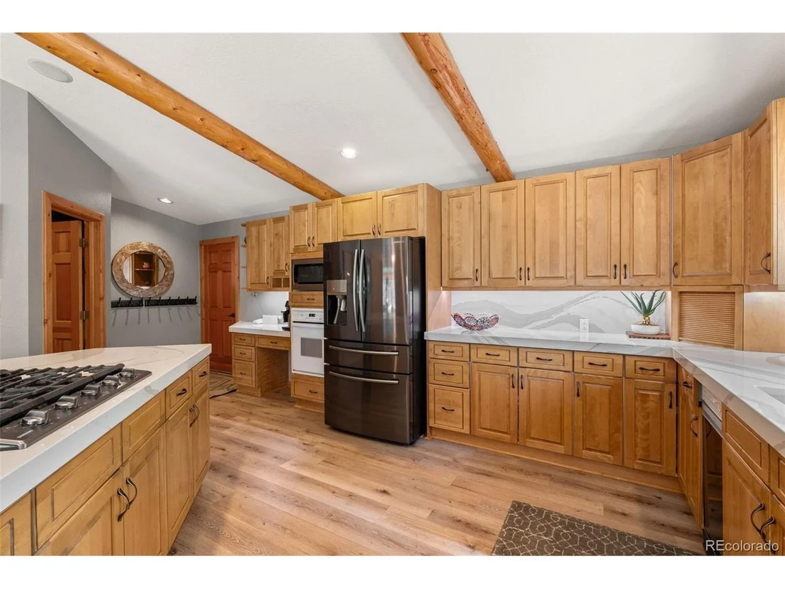 Photo of 23550 Pleasant Park Rd
