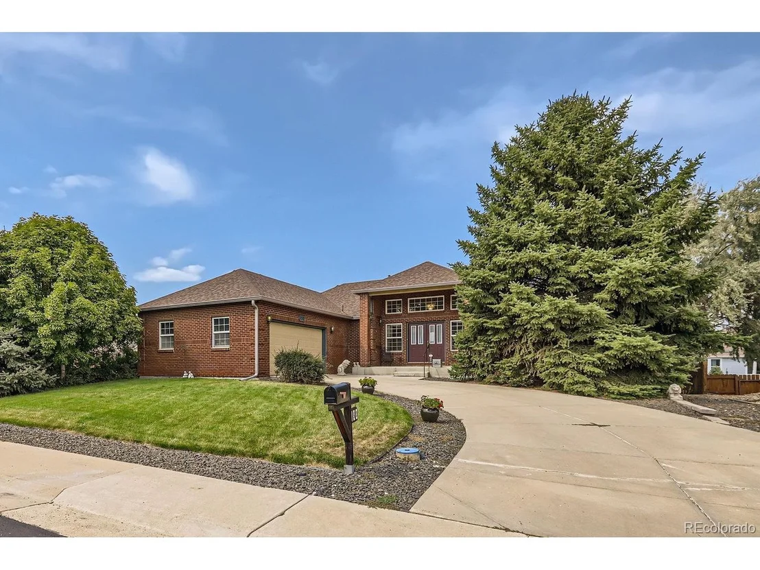 Photo of 153 Falcon Cir