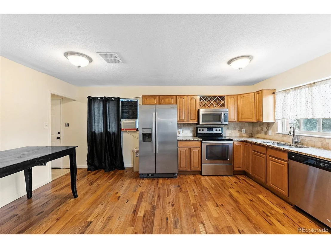 Photo of 9350 Hoffman Way