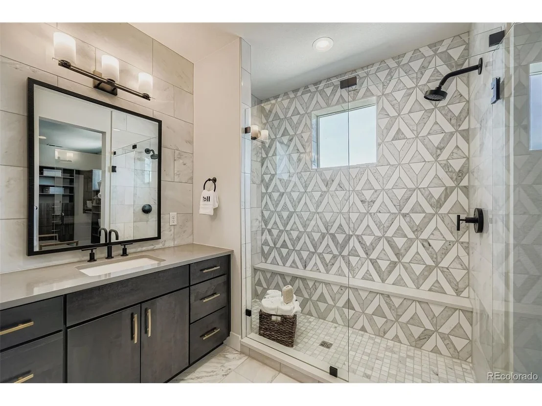 Photo of 720 Promenade Dr