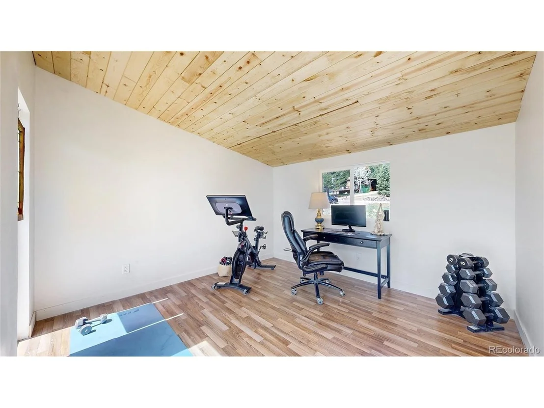 Photo of 27976 Lupine Dr