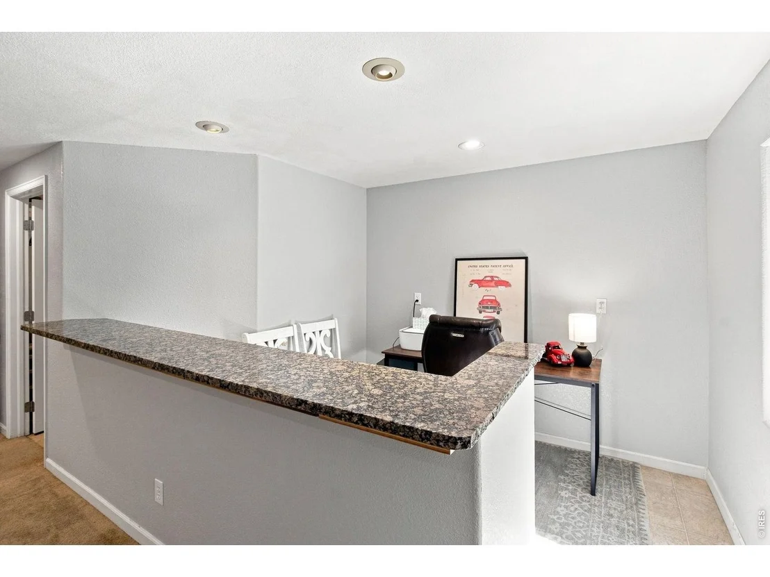 Photo of 32 Sandstone Dr