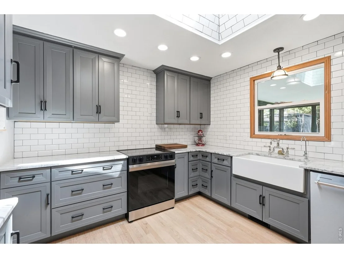 Photo of 14 Princeton Cir