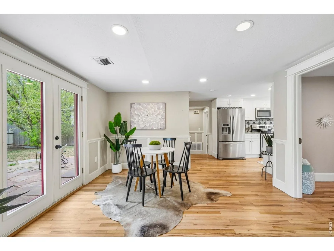 Photo of 205 5th Ave