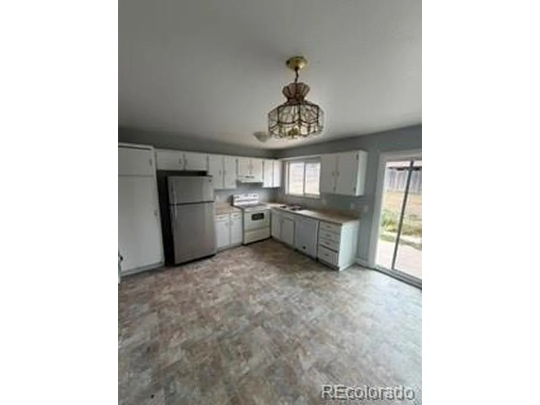 Photo of 9748 Clayton Cir