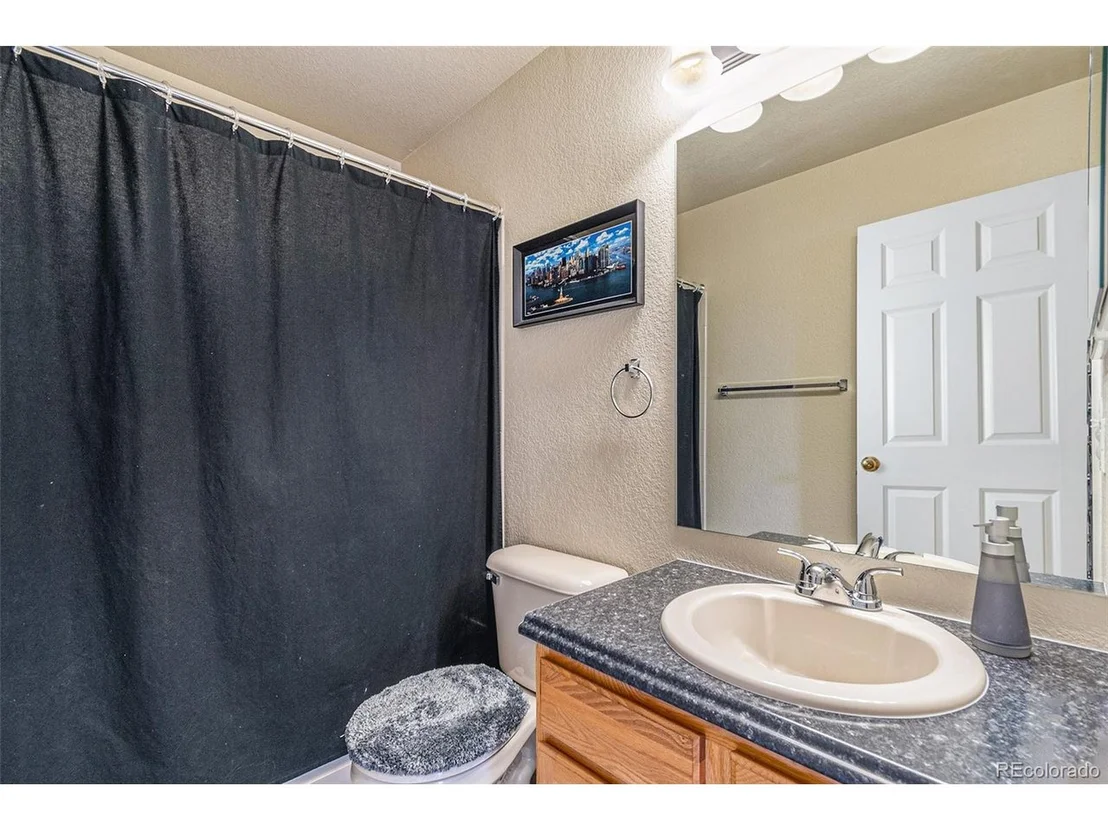 Photo of 5734 Hickory Cir