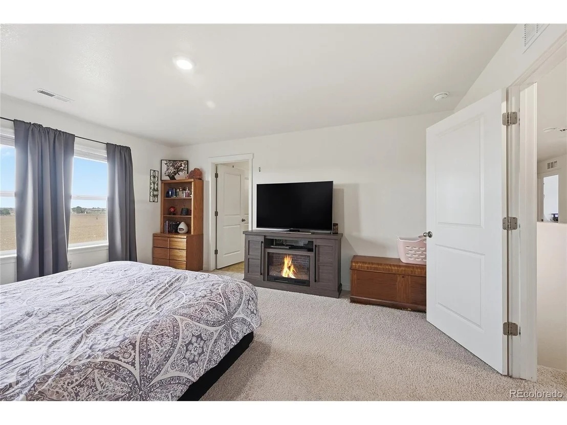 Photo of 281 Raven Ln