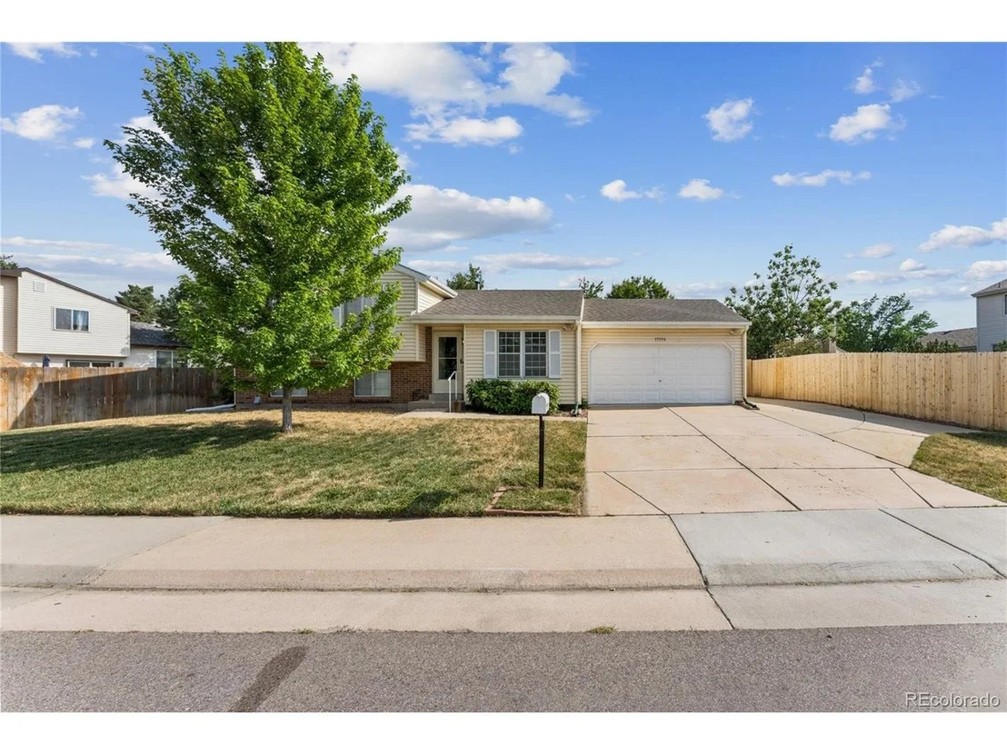 Photo of 17156 E Progress Cir N