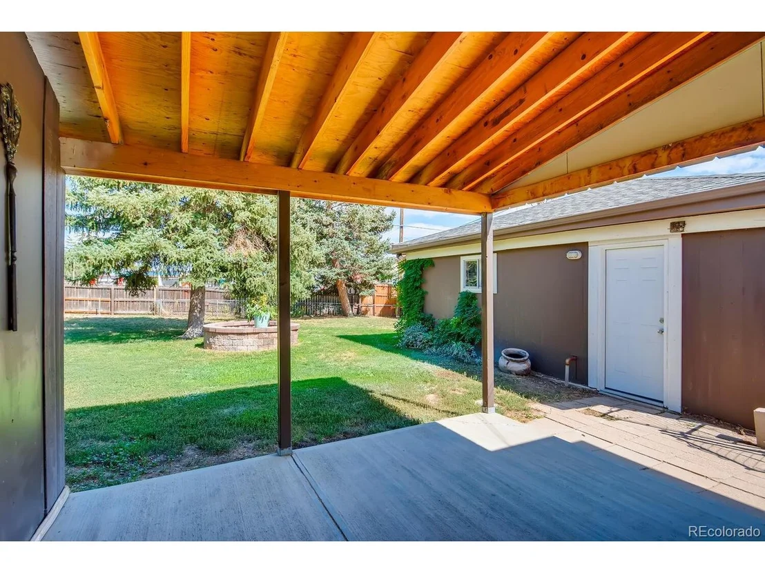 Photo of 11128 Murray Dr