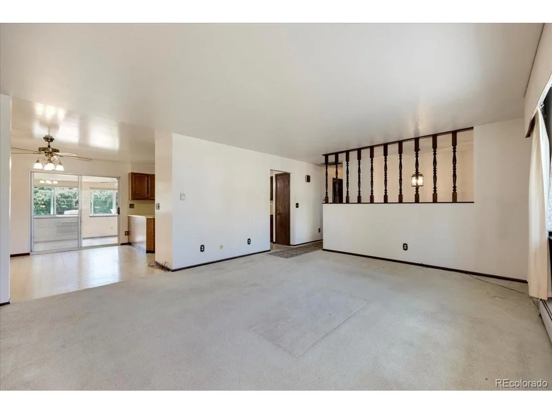 Photo of 3933 Viewpoint Way