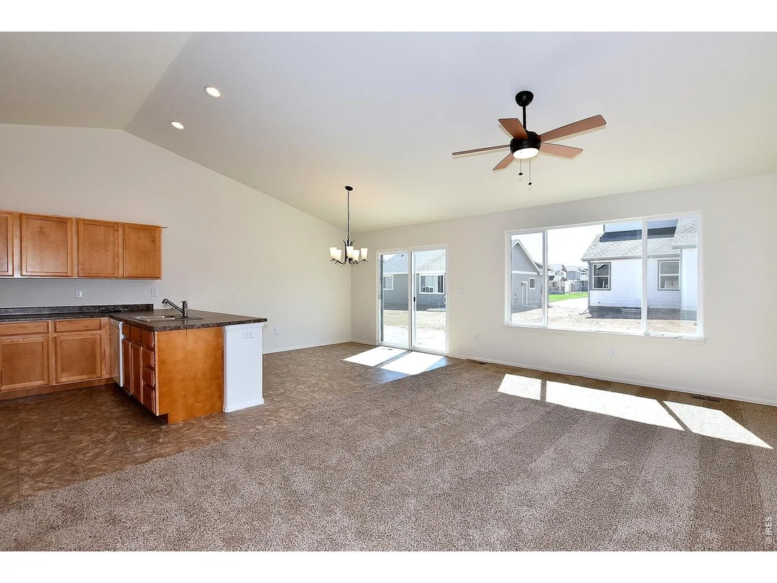 Photo of 524 85th Ave
