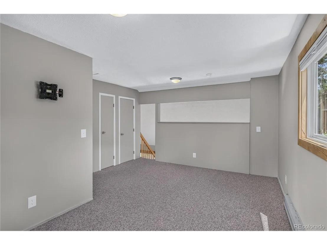 Photo of 214 Mountain View Trl